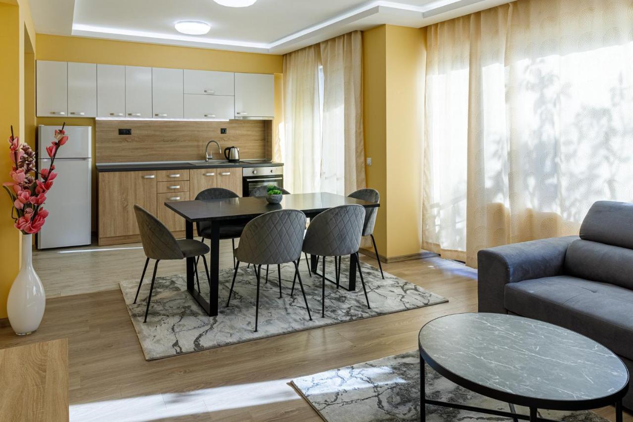 Appartamento Баня Аква Ризорт Esterno foto